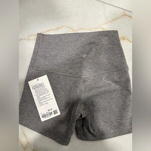 NWT LULULEMON 4” ALIGN SHORTS
